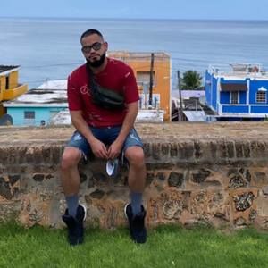 Meet your Posher, Carlitos